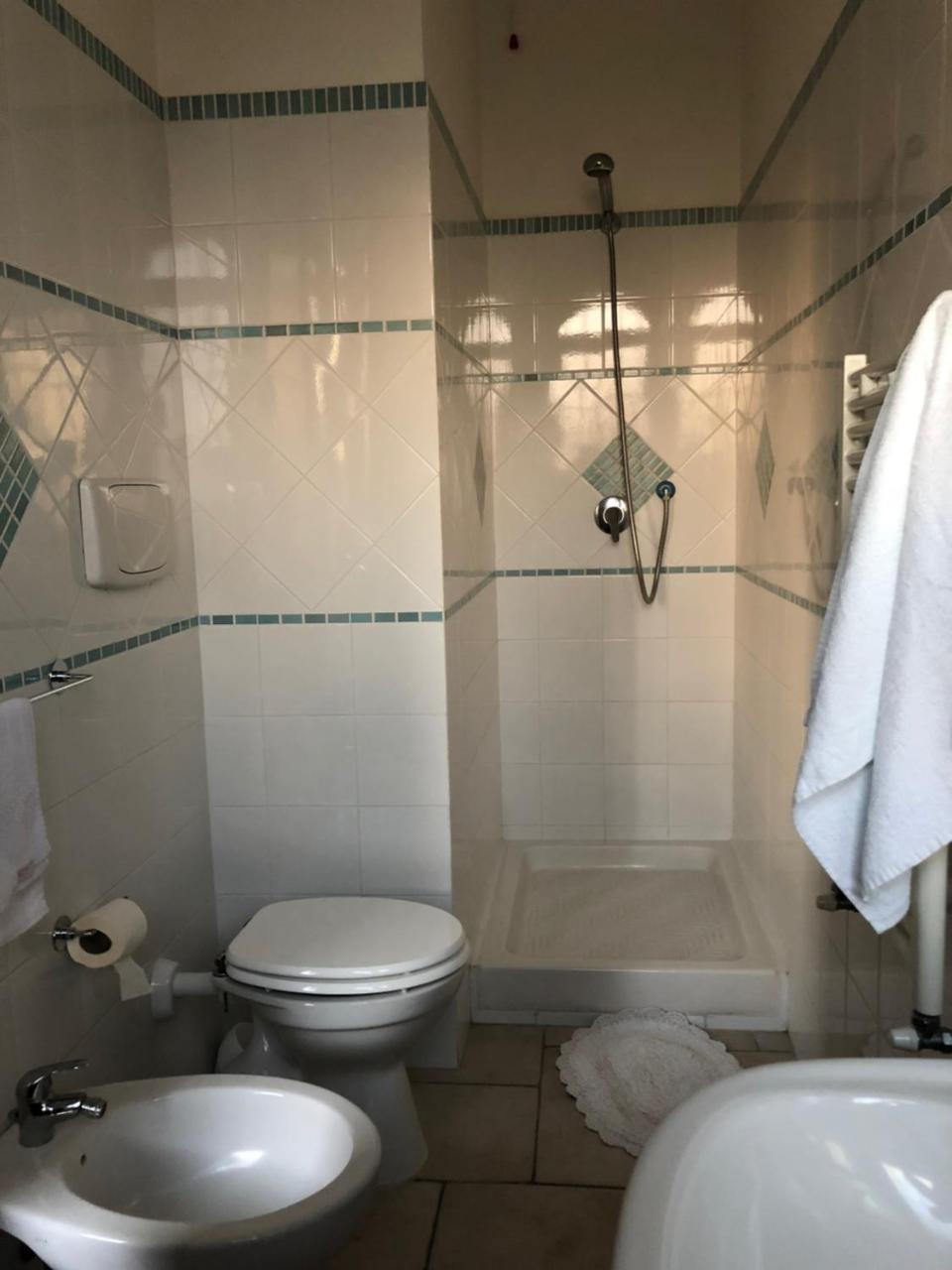 Agriturismo "Lo Zafferano" Aprilia Luaran gambar